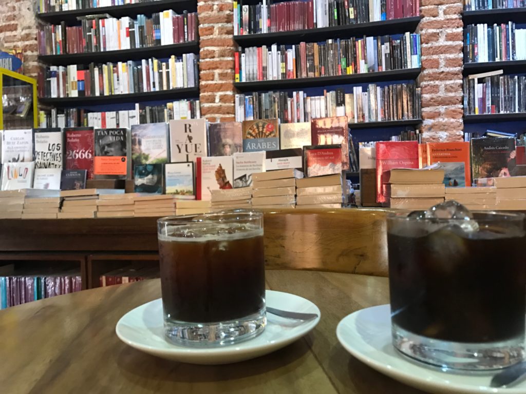 Abaco Libros y Cafe