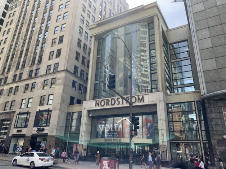 chicago-magnificent-mile-michigan-avenue-walking-tour-57-shops-at-north ...