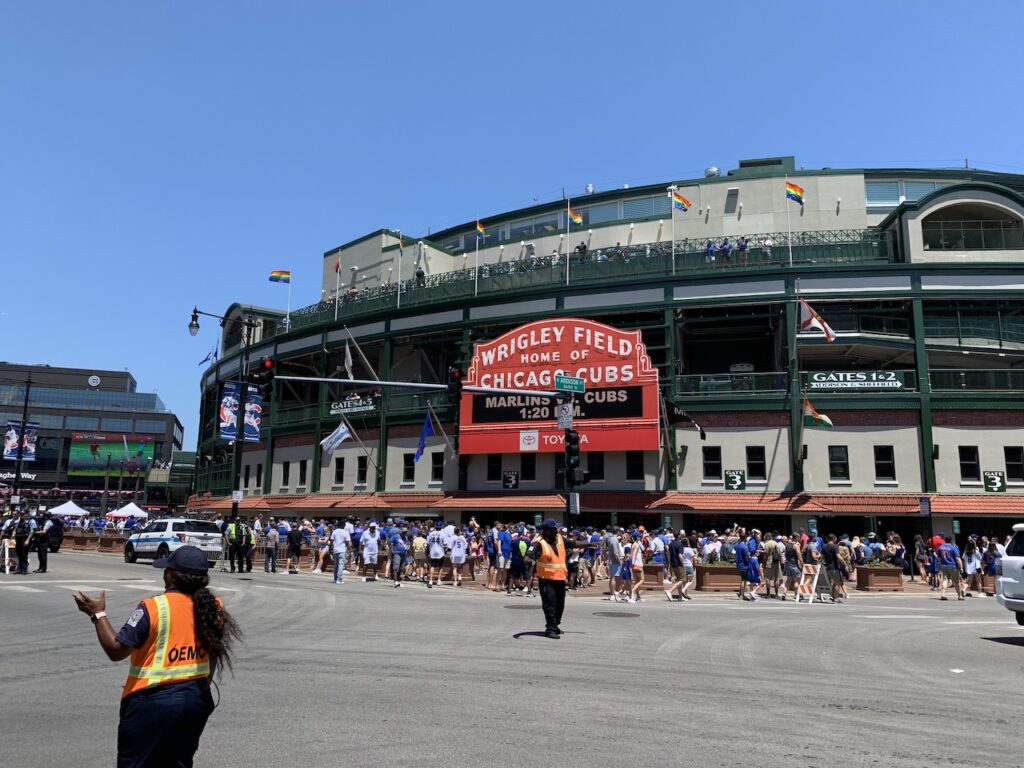 10 Insider Tips for Your Family's Visit to Wrigley Field - Mommy Nearest