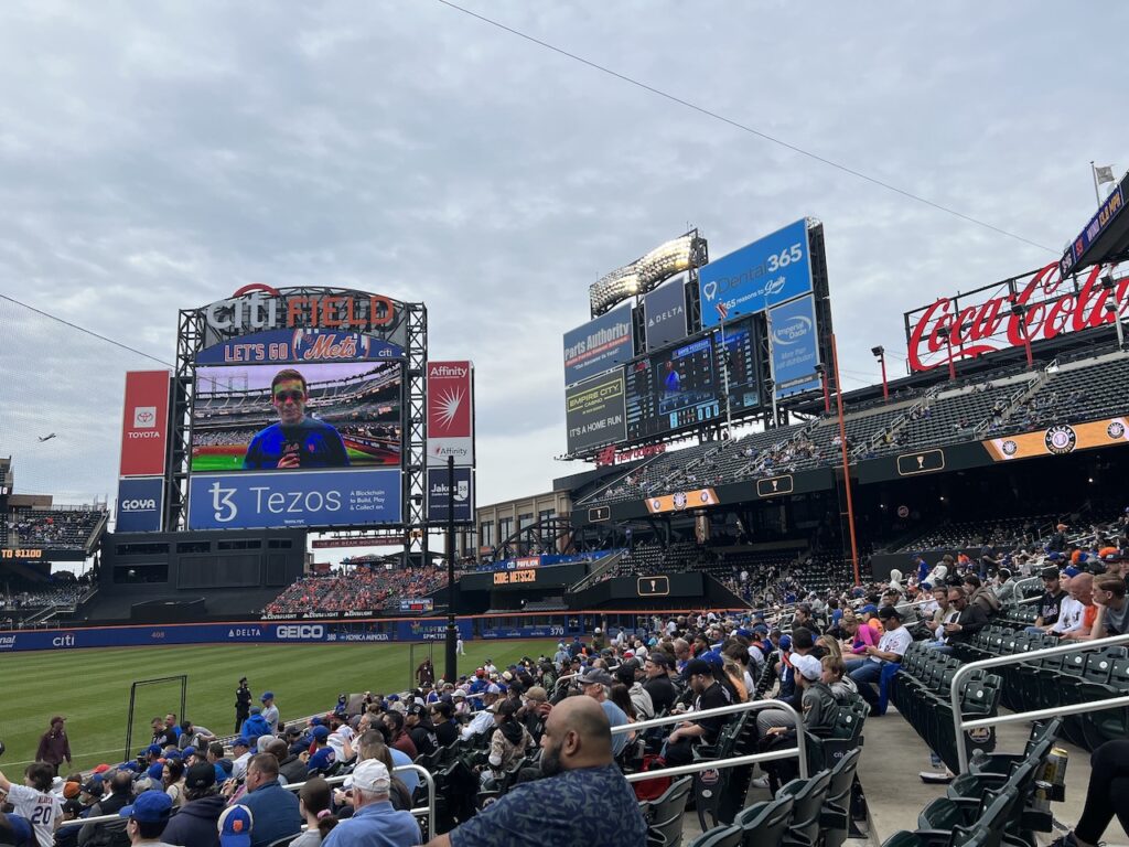 citi field food tours