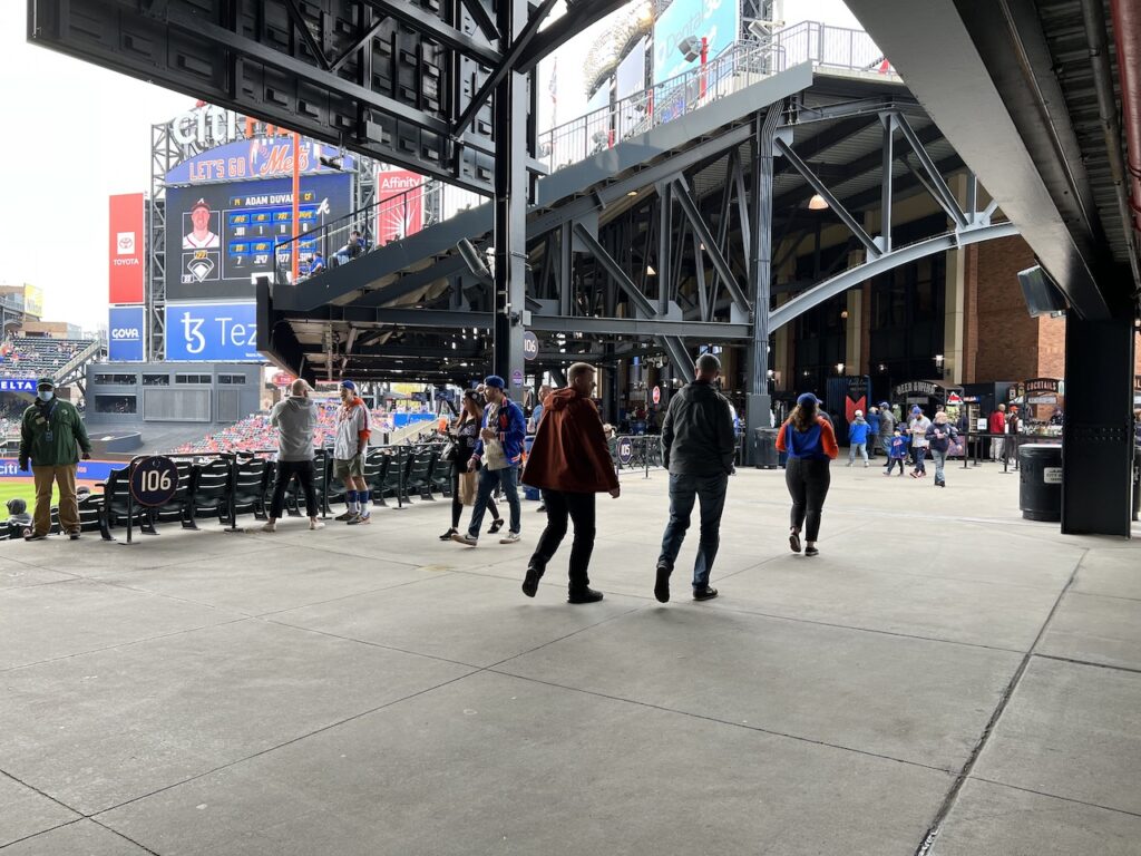 Citi Field on X: .@MrMet and @MrsMet take the train to the game