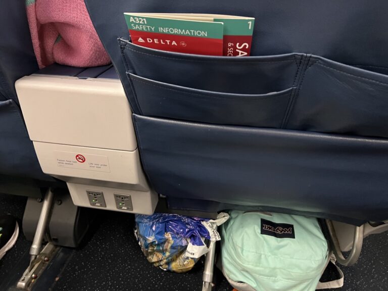 Delta First Class Review Domestic