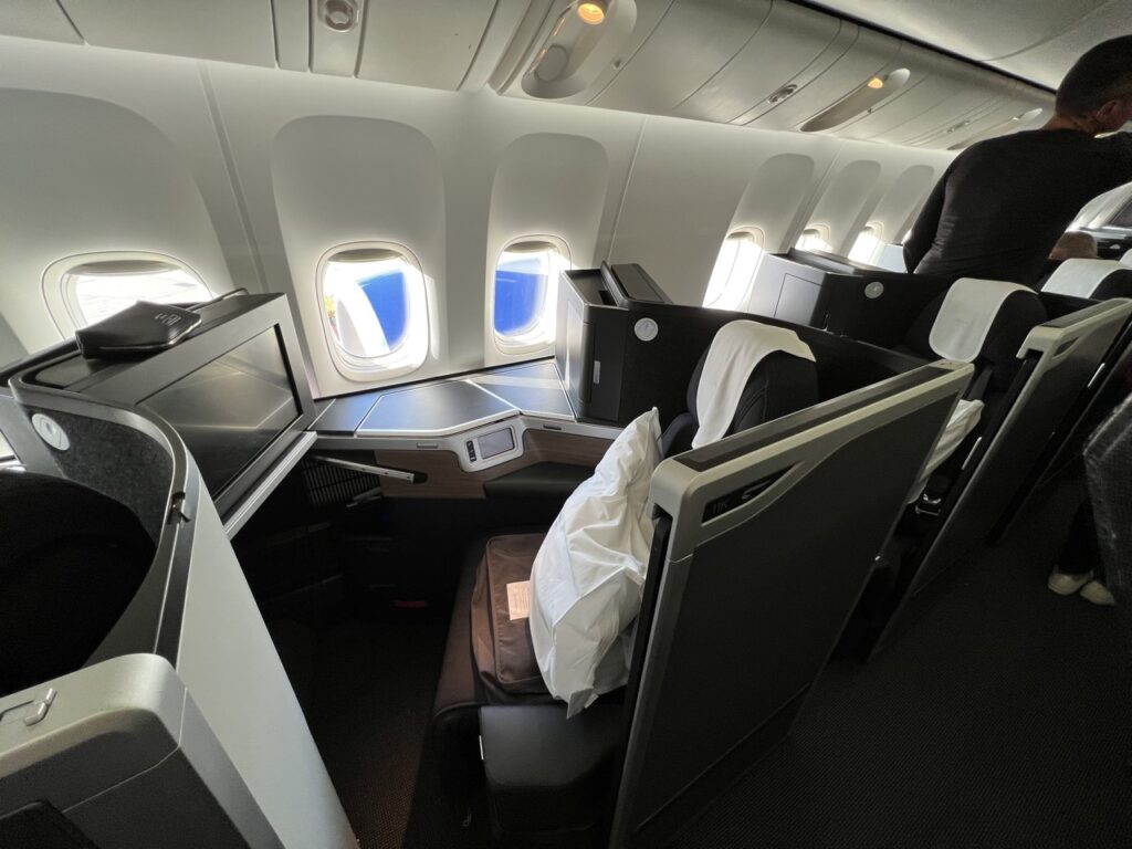 boeing 777 business class