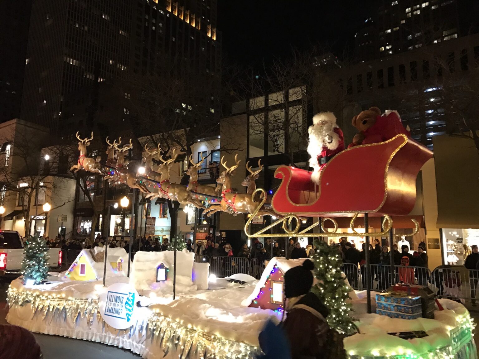 Chicago Holiday Parade 2024 Bria Juliana