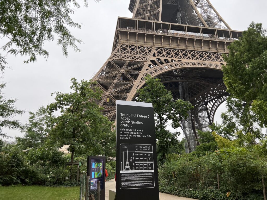 walking tours in paris france