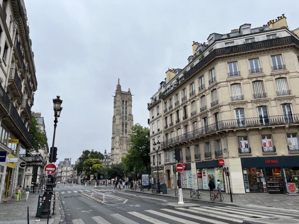 online walking tour paris