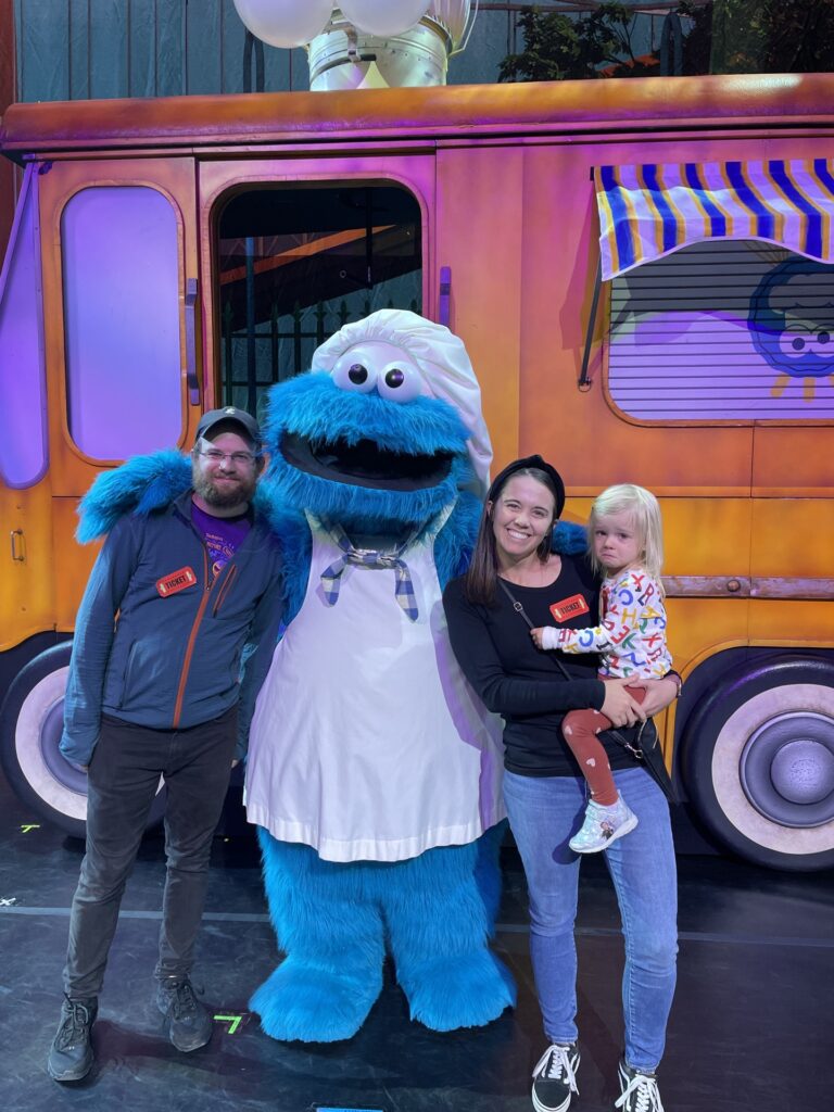 sesamestreetlivereviewmeetandgreet03 Lattes and Runways