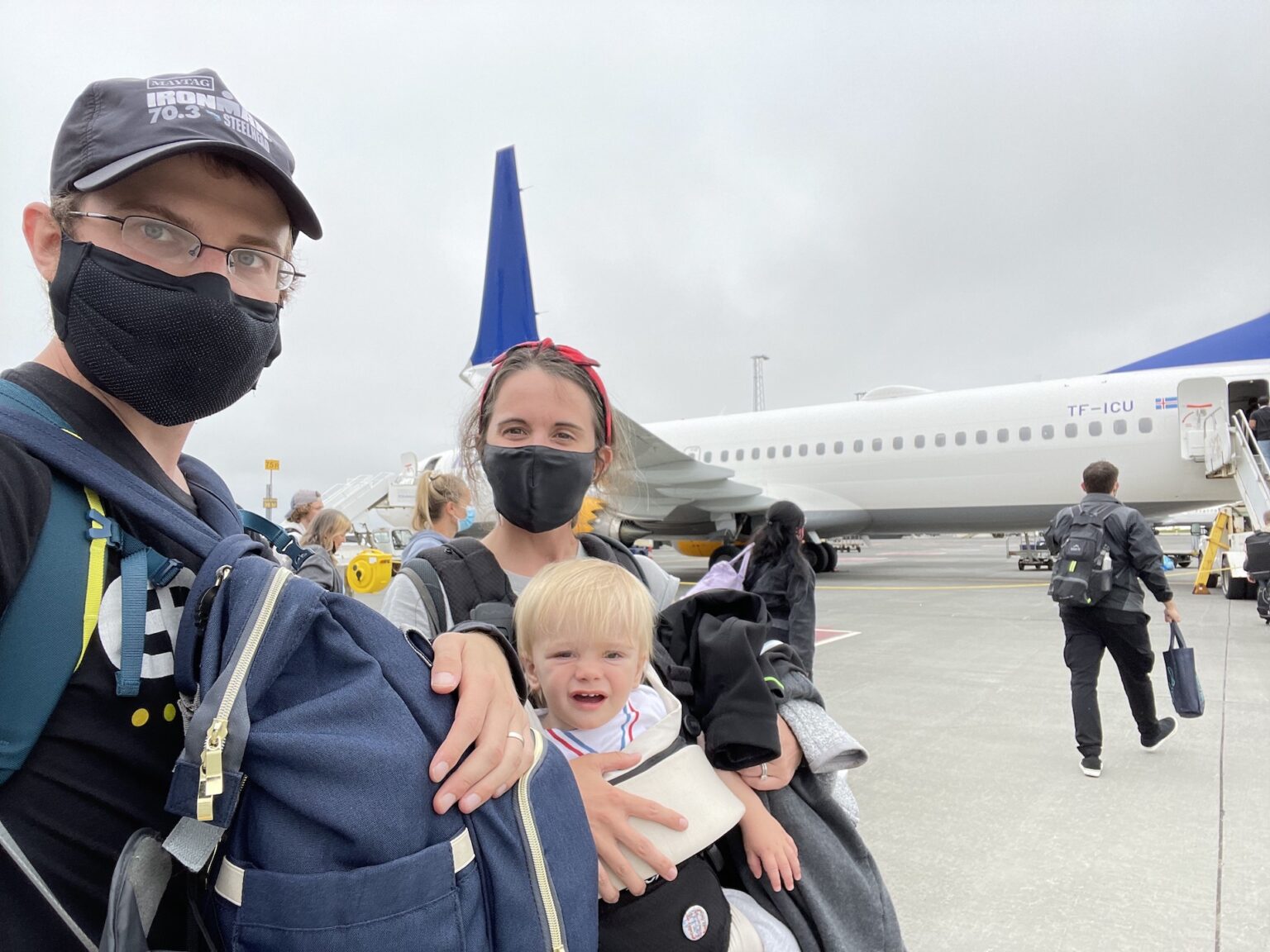 Ultimate Guide to Baby Wearing for Travel