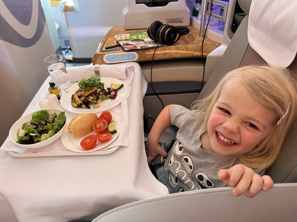 emirates business class a380 food