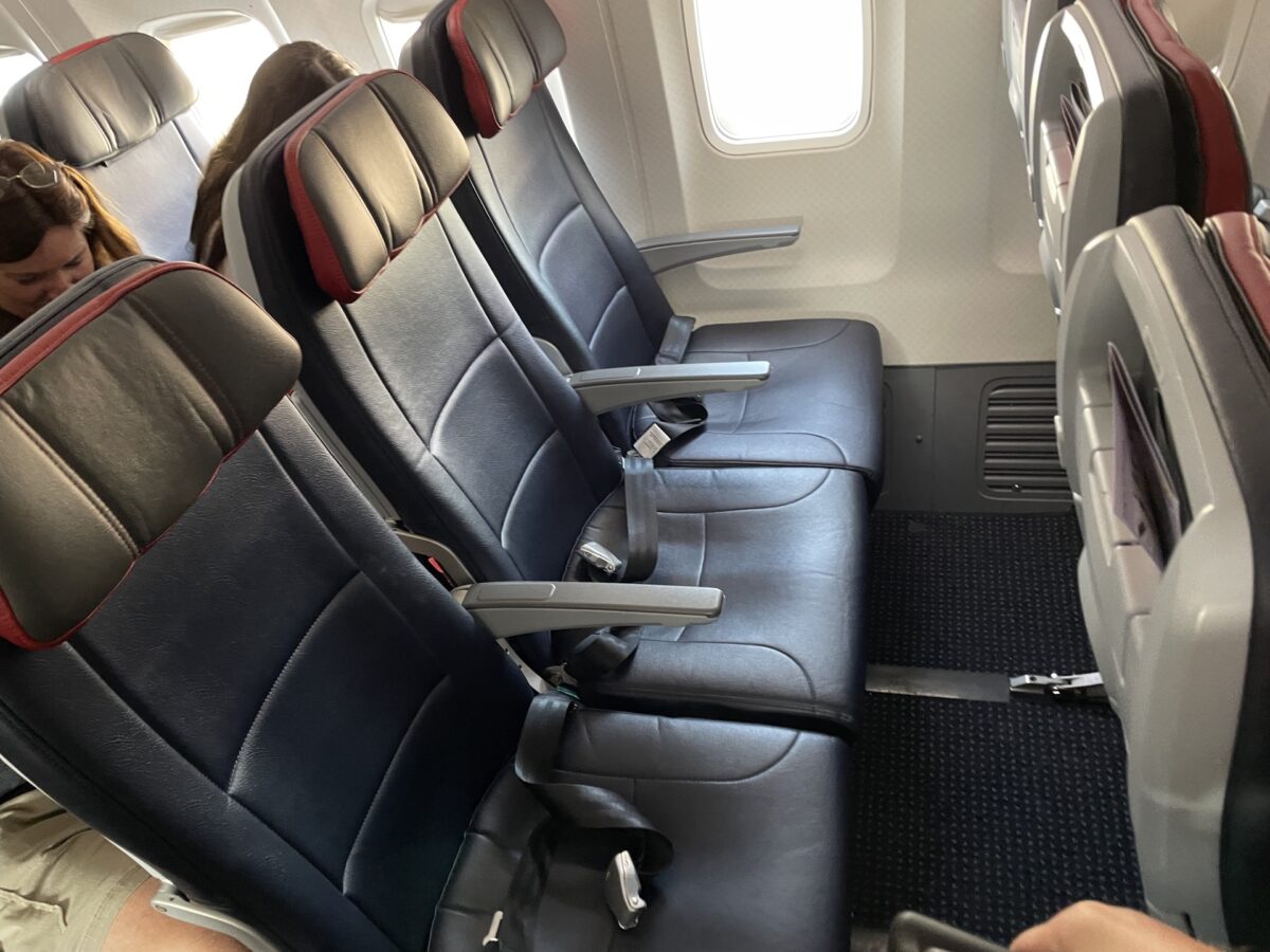 American Airlines Main Cabin Extra Review